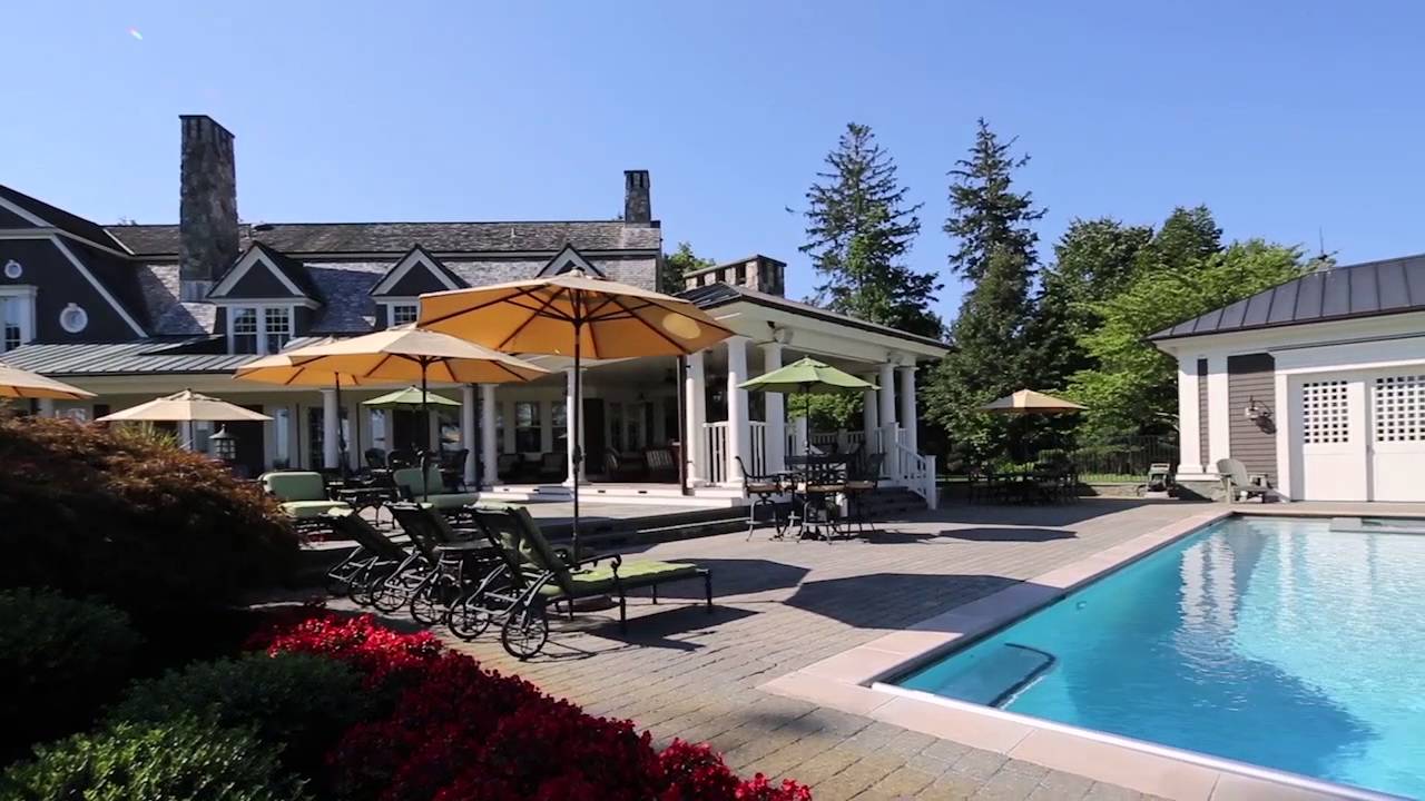 Private Waterfront Estate in Rumson, New Jersey