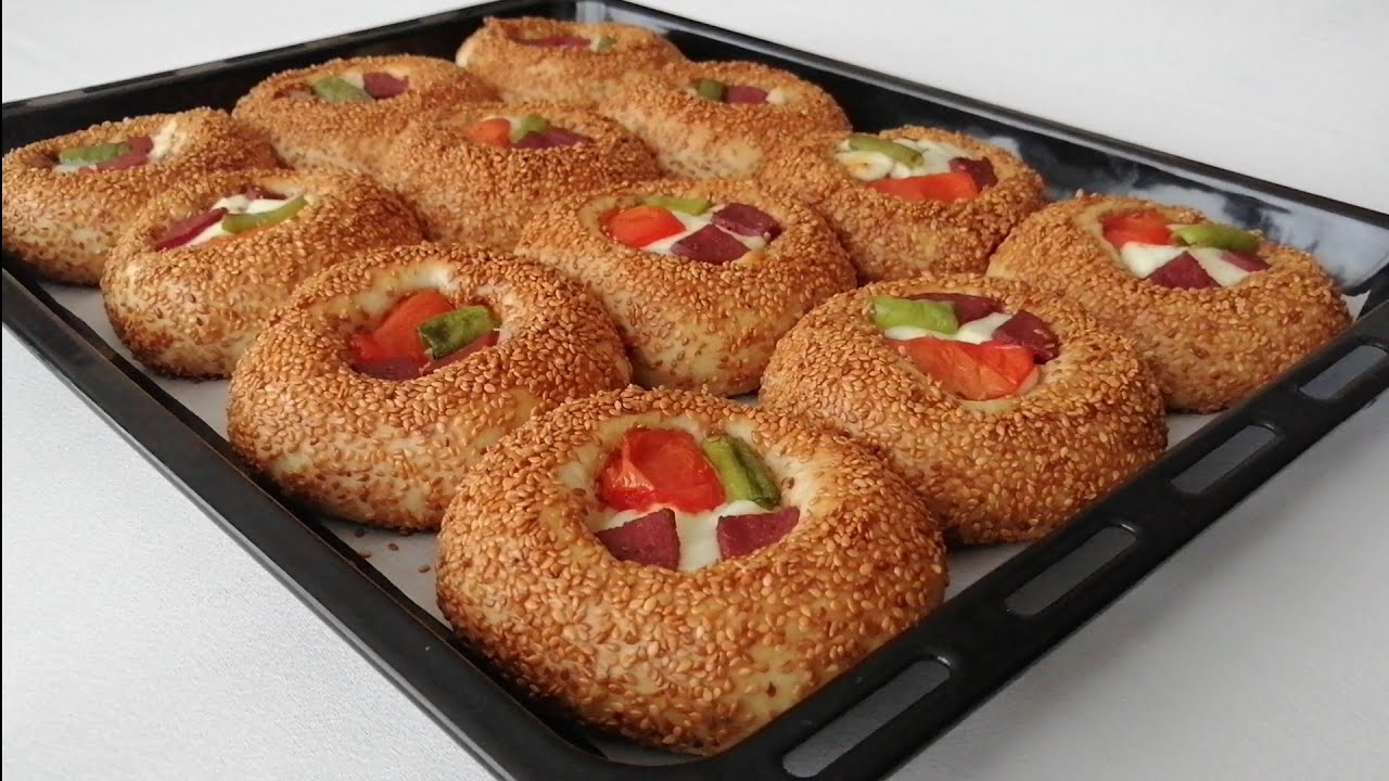YUMUŞACIK SÜNGER GİBİ İNANILMAZ LEZZETLİ SUSAMLI PİZZA POĞAÇA TARİFİ💯👌