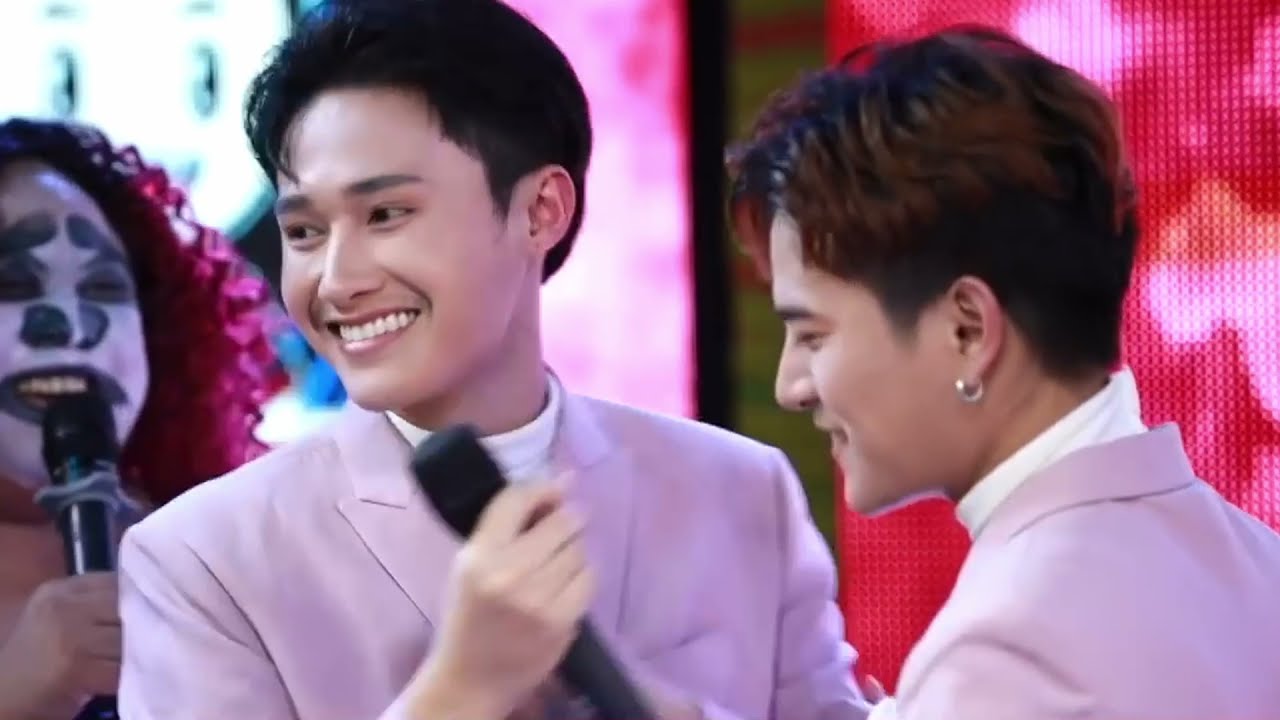 เจ๊สี่พานราบู๊ท ปะทะ แสงทองฟินแลนด์