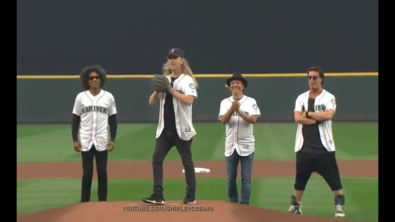 Alice In Chains' Jerry Cantrell Throws Perfect First Pitch At Seattle Mariners x Houston Astros Game