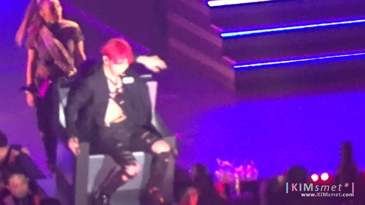 KIMsmet 150315 SHINee TOKYO DOME KEY solo   Born to Shine
