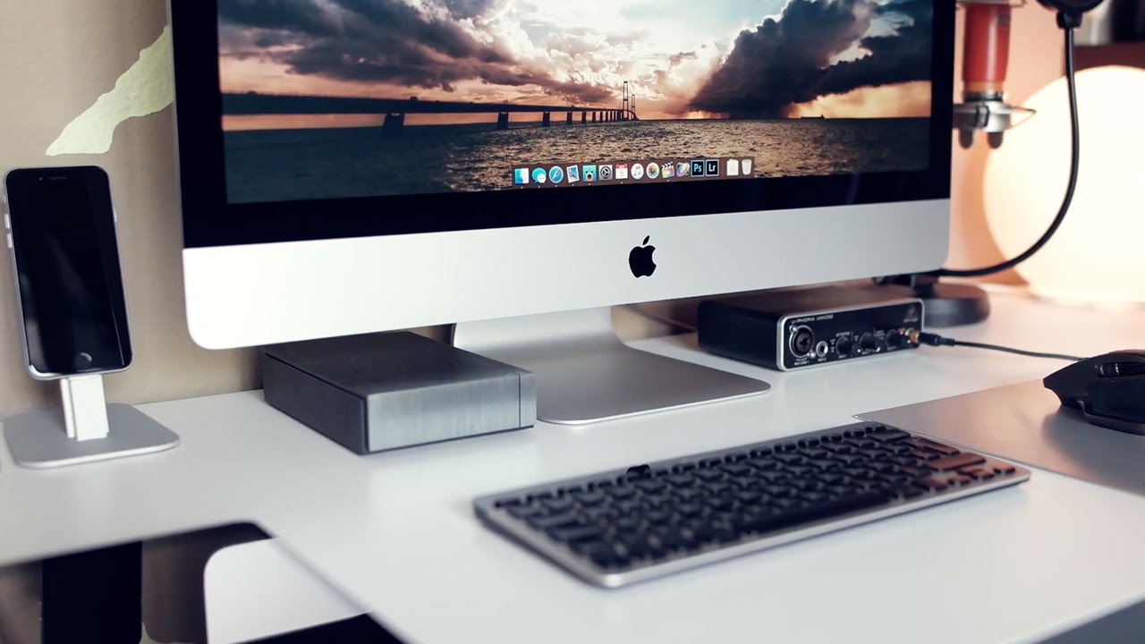 Desk Tour Mega Mix 2015!