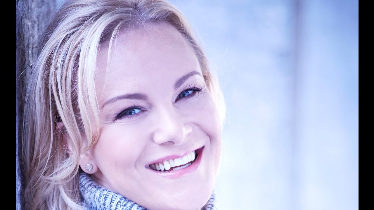 Stephanie Hirst - The Radio Tapes - What challenges does radio face in the future?