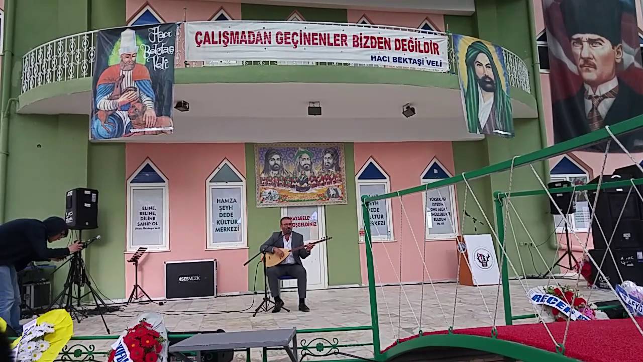 Tolga SAĞ  (Kayabelen Festivali 21.05.2016)