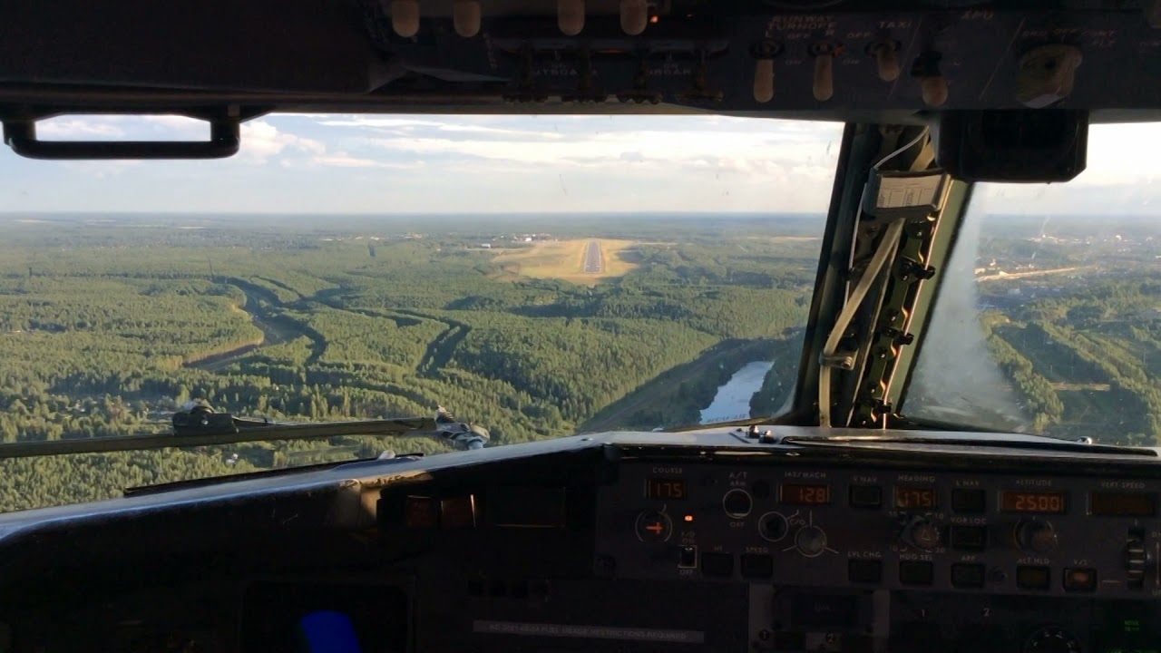 Ухта. Посадка БОИНГ-737