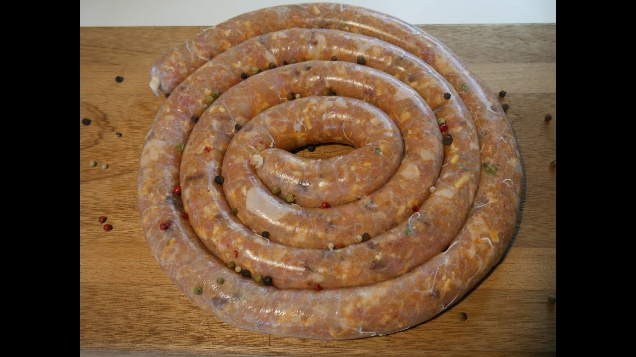 Kiełbasa drobiowa grillowa z pomidorami suszonymi i serem Idealna