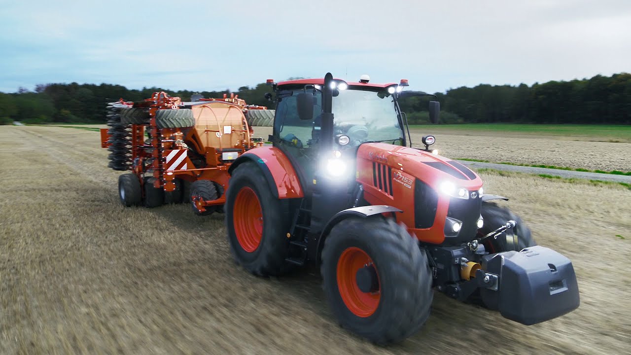 The powerful professional M7003 agricultural tractor!