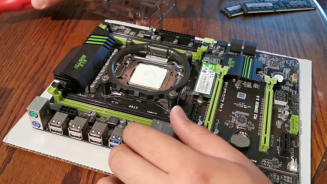Ensamble KLLISRE X79 SOKET 2011 XEON E5-2689 CON 32 GB DE RAM