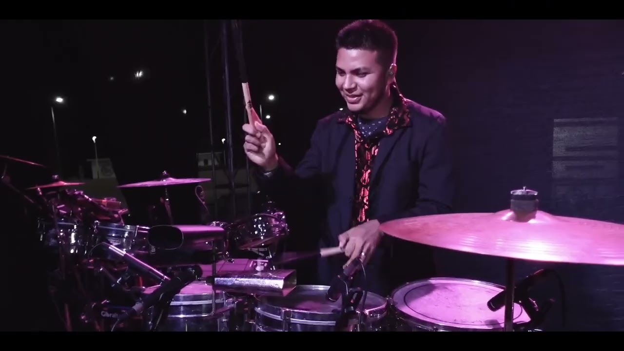 Marcos jr en vivo. mi chica angelical.