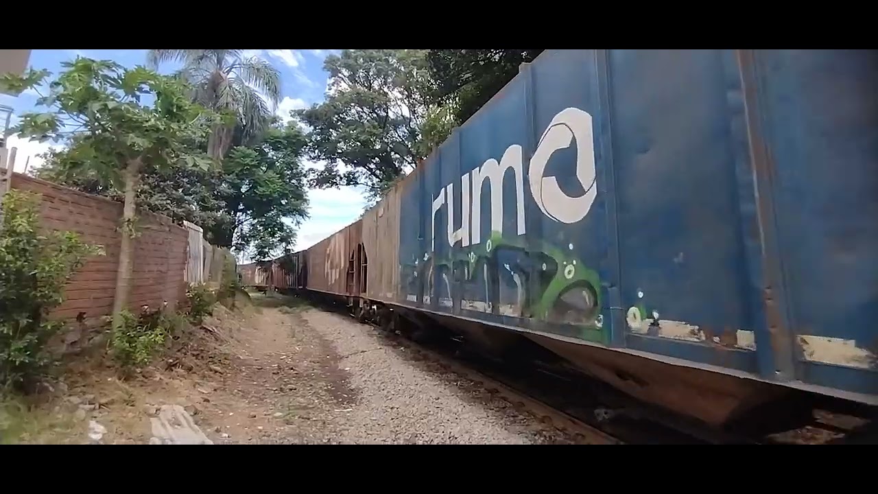 Trem Vazio #4606 Cruzando Santa Maria RS 