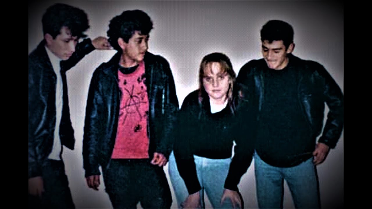 IRREVERENTES. 1992, 1996.