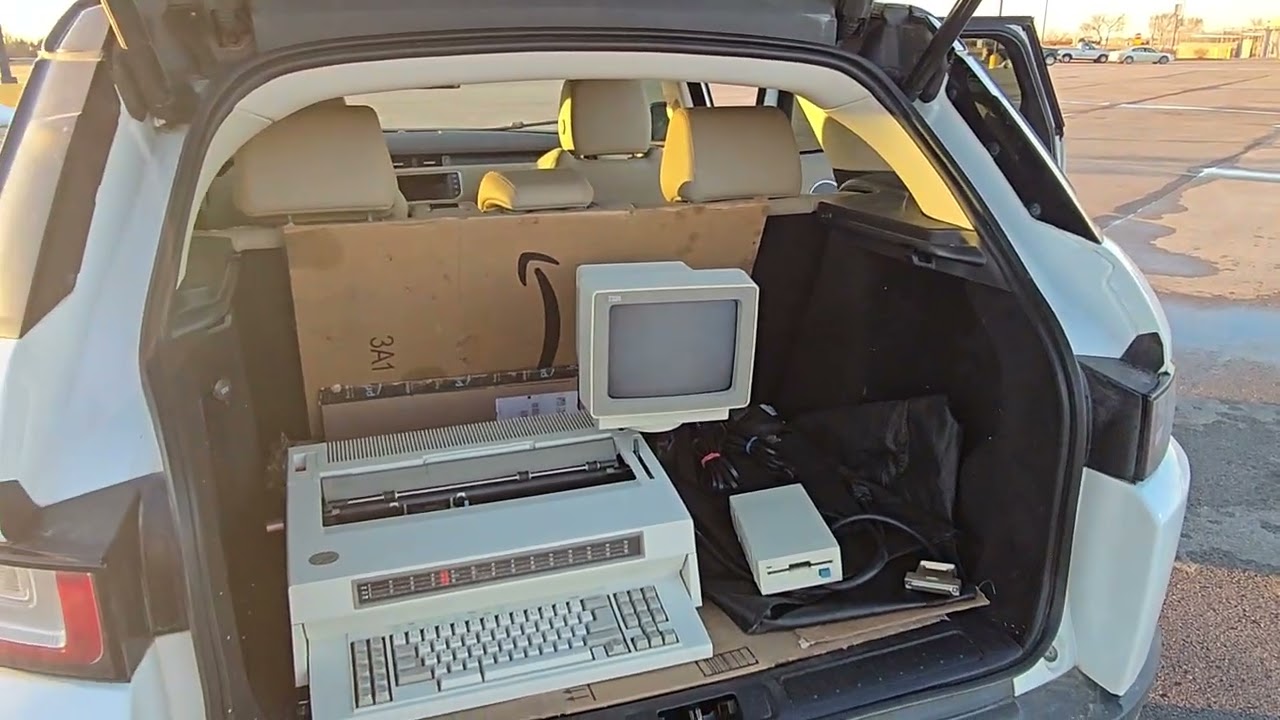Xcountry drive for a rare IBM Wheelwriter 70 with monitor, swivel and floppy drive 