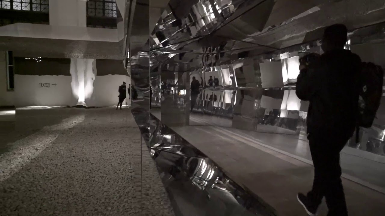 MOCAD Teen Council visit to Doug Aitken's Mirage