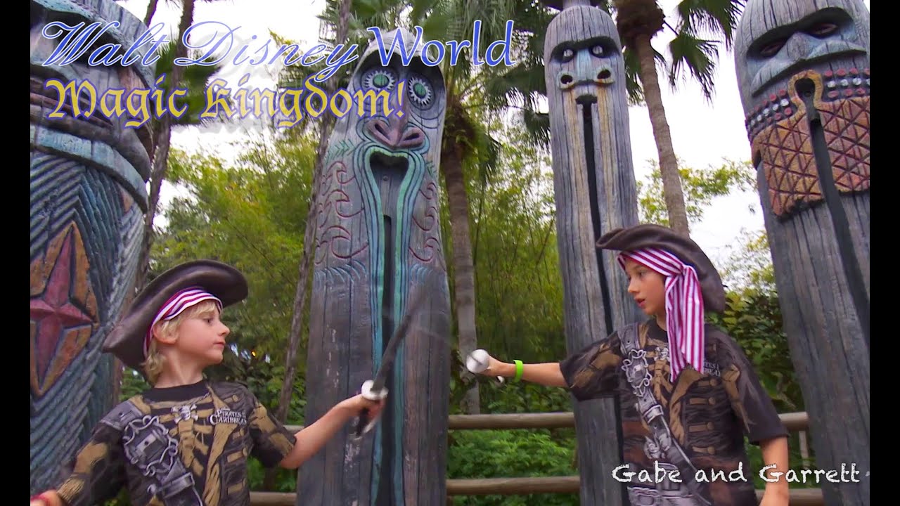 Pirates of the Caribbean Ride 2015 - Disney World (Magic Kingdom) | Gabe and Garrett