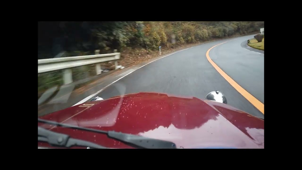 シトロエン2ＣＶによる箱根ターンパイク全開走行