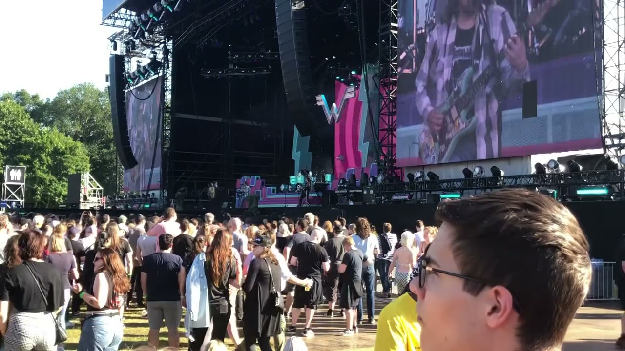 Weezer - Buddy Holly, Hella Mega Tour, Stadspark, Groningen, 22-06-2022
