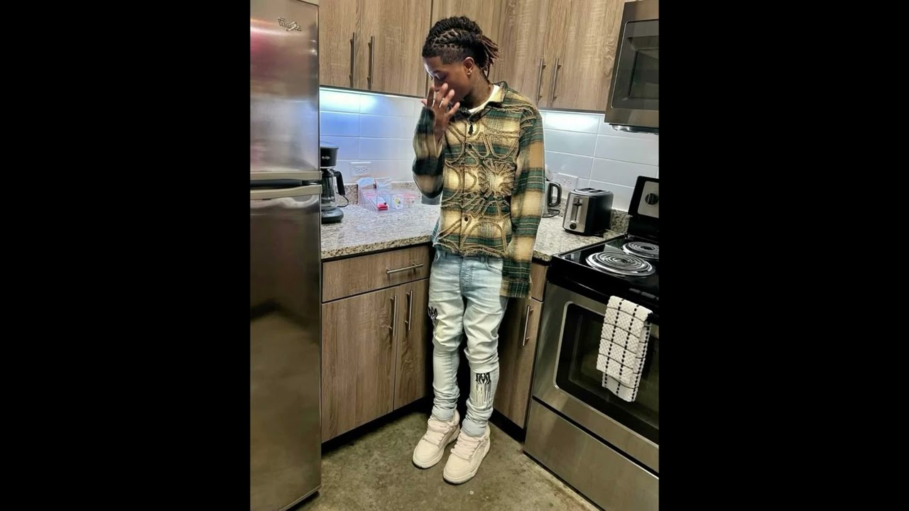 (FREE) Lil Double 0 Sample Type Beat - 