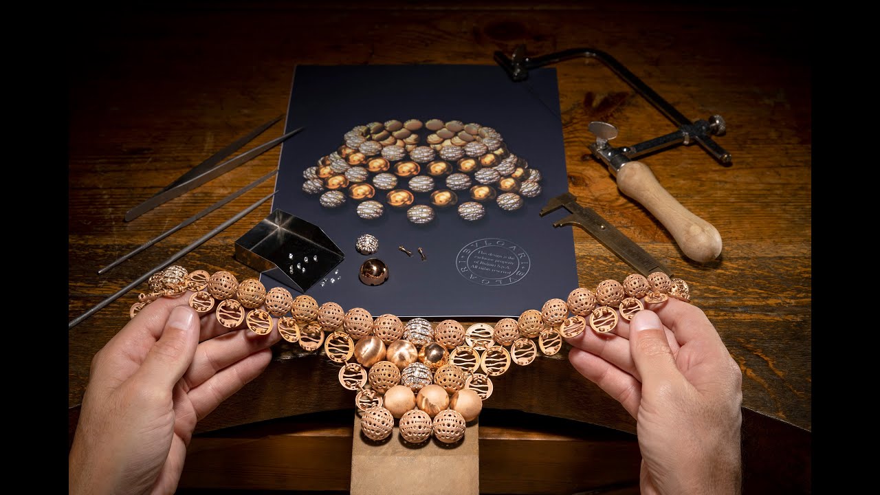 Bvlgari Aurea Chandra Necklace | Bvlgari Aeterna High Jewelry and High-End Watches Craftsmanship