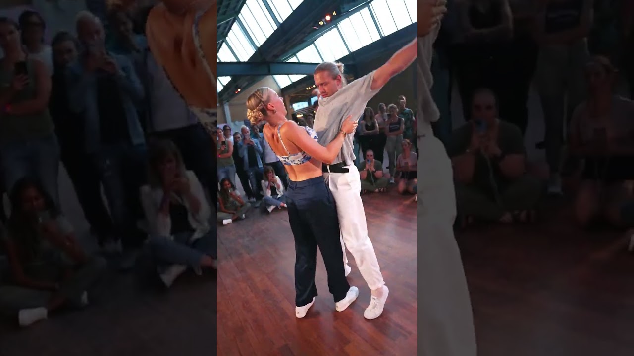 Bachata Demo Janis &  Zoe 