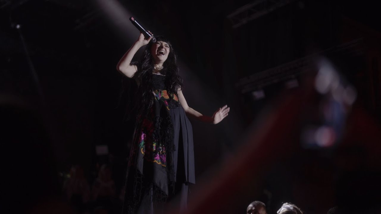 Irina Rimes - Ielele - Descântatele live @ Arenele Romane 2024