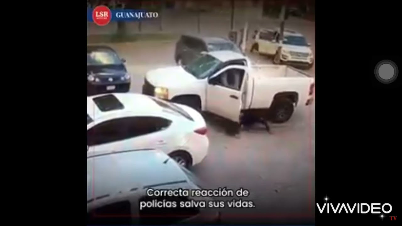 Gila !! Aksi tembak menembak antara Polis dan Mafia di Mexico😳😳