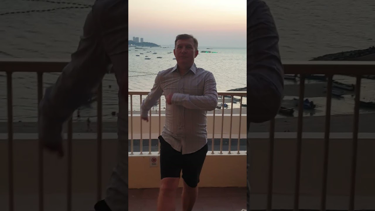 Куда так нарядился?#таиланд #паттайя#dusitthani #shortsvideo