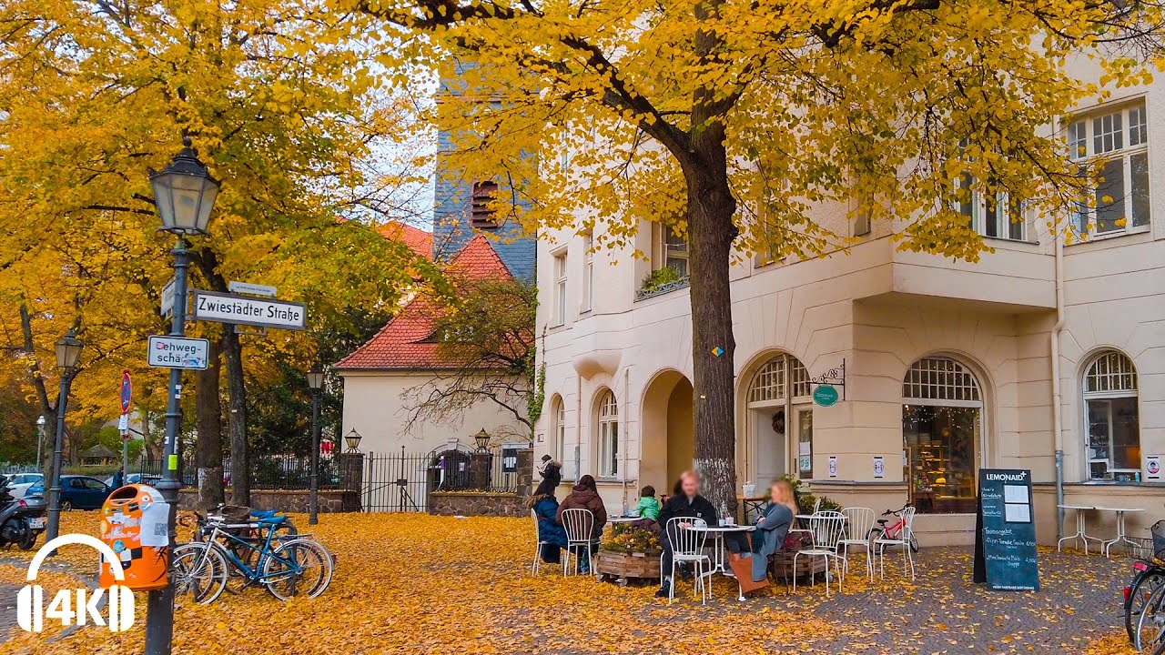Berlin Cycling in Autumn 2020 at Richardplatz Neuk&ouml;lln [4K] ASMR real city sounds