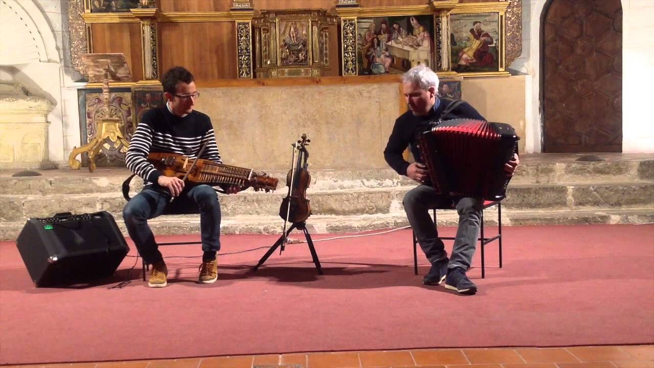 Xabier Zeberio & Pello Ramirez ON PROIEKTUA