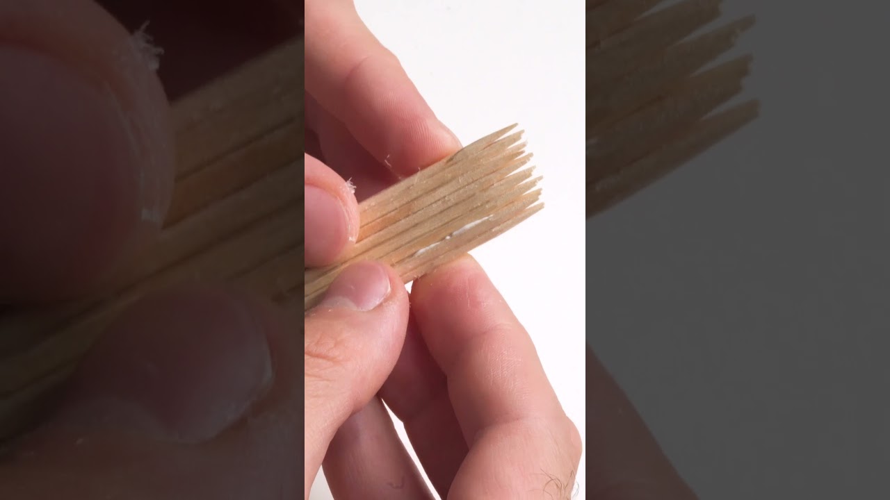 Я сделал топор из зубочистки