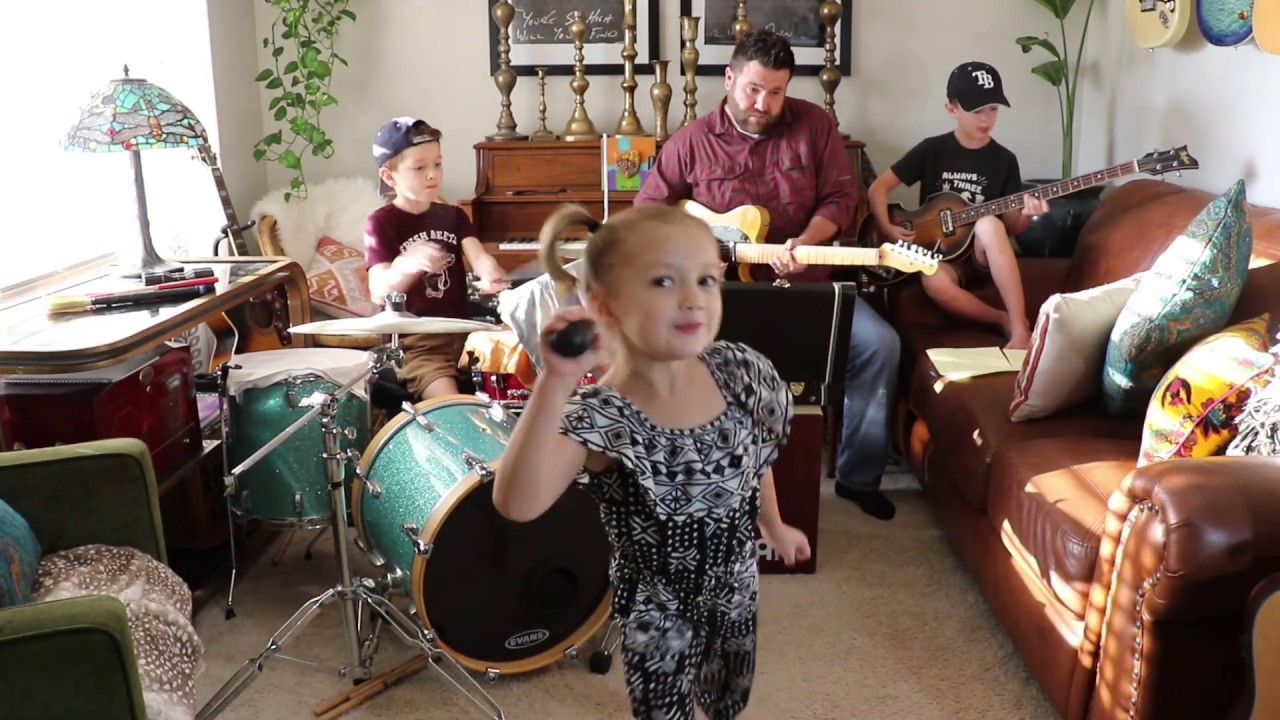 Colt Clark and the Quarantine Kids play 