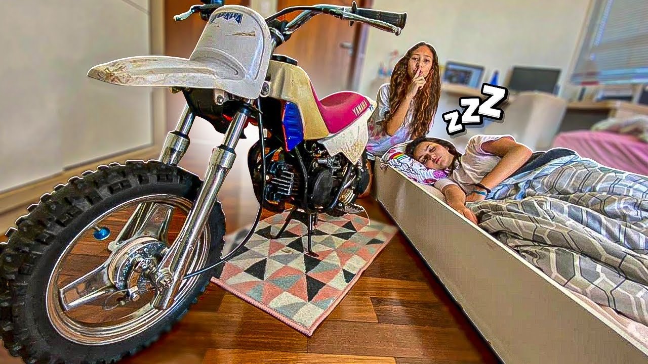 ACORDEI MINHA MELHOR AMIGA COM A MINI MOTO!!