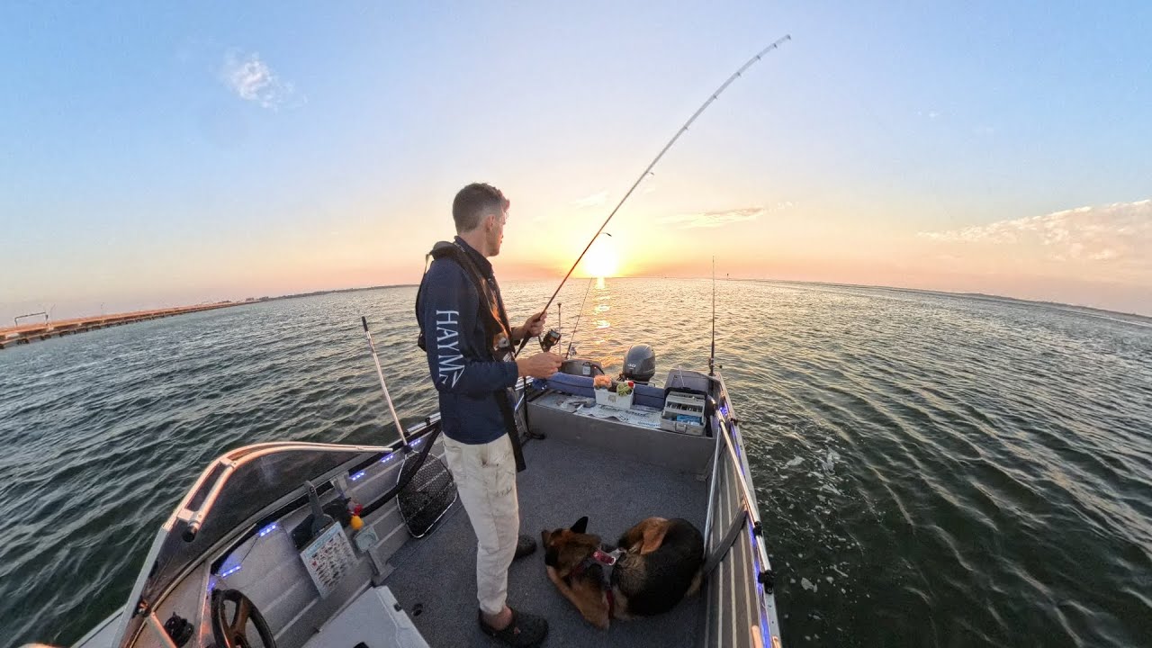 Relaxing Adventure Fishing Moreton Bay