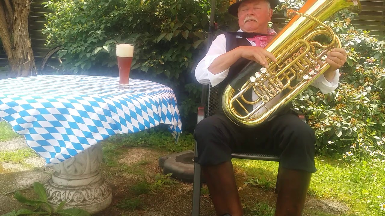 Weißbier-Dixie der Jetzendorfer Hinterhofmusikanten