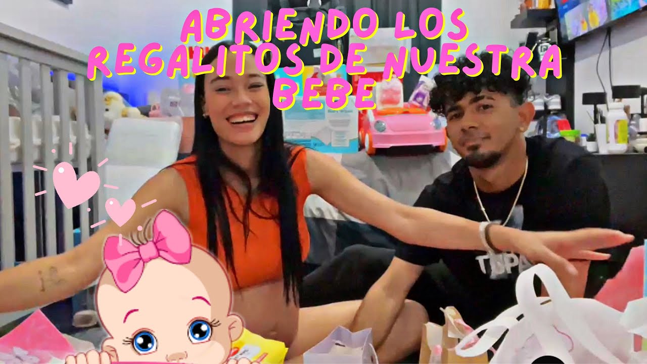 ABRIENDO LOS REGALOS DEL BABY SHOWER DE NUESTRA BEBÉ 🎀🥹