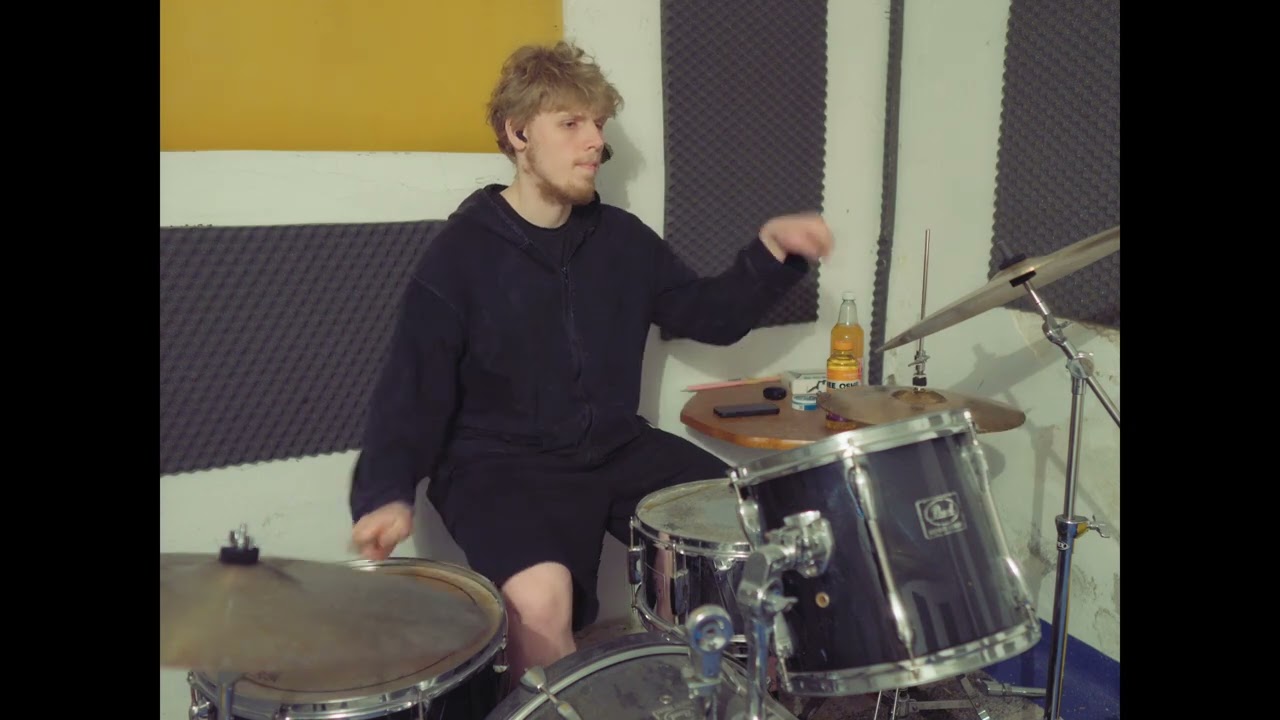 back to friends _ sombr .feat me drumming lol
