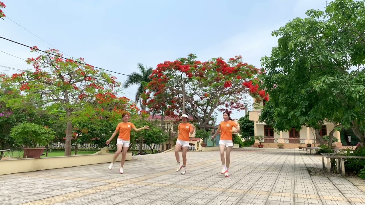 Khuê Mộc Lan (Nhảy Shuffle dance; BĐ Huy Vương; BD nhóm nhảy Nguyễn Hằng)