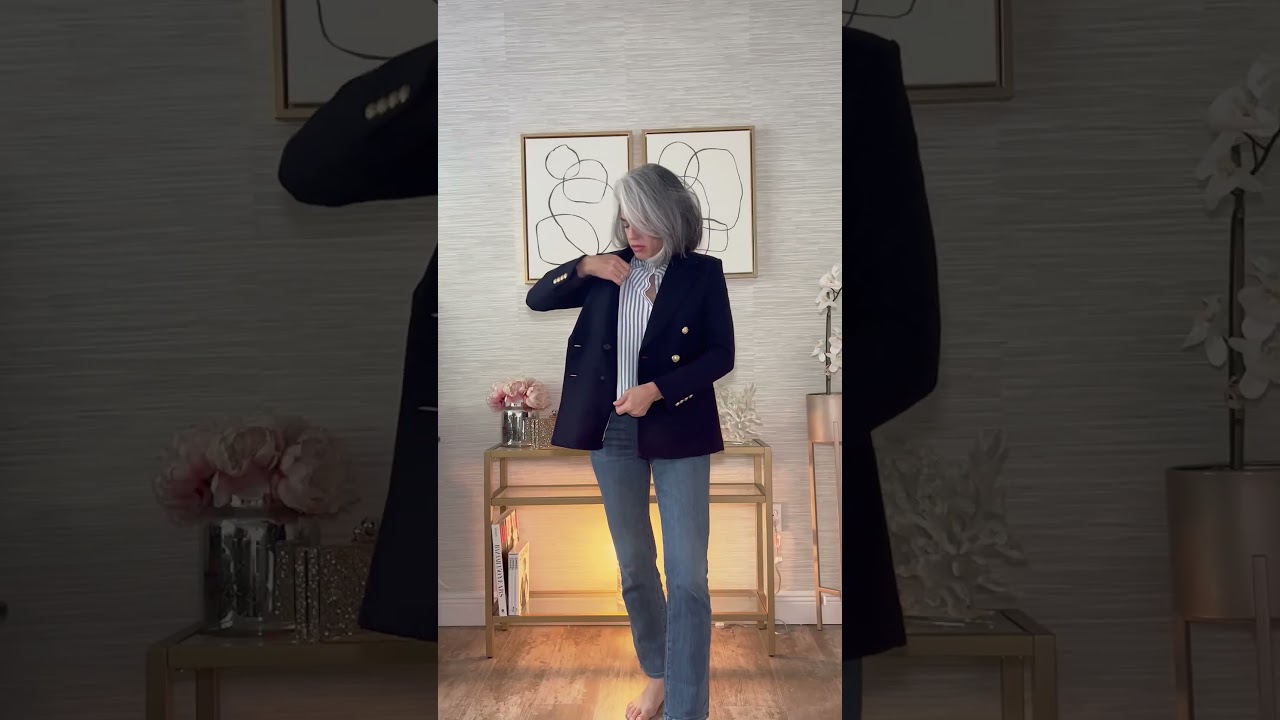 Anyway I want it with Veronica Beard 🔥 Best Blazer EVER!