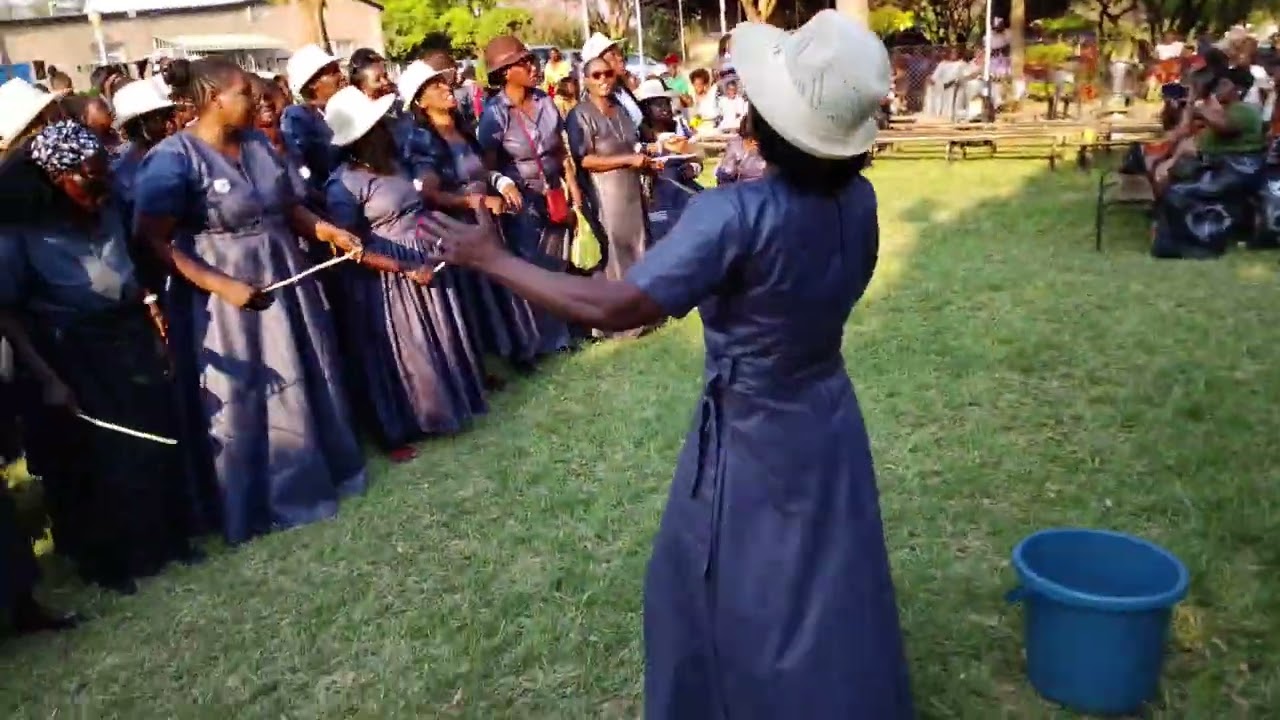 Lusaka sister during the national fundraising AAC Niakuna kulala oyoyeeee 