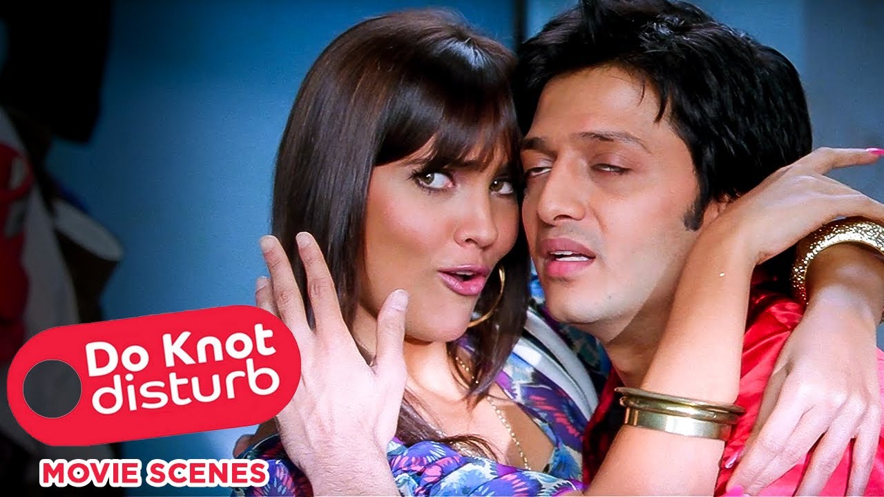 Do Knot Disturb Movie Scenes | Wow ye dono mei kitna pyaar hai | Govinda | Sushmita Sen | Lara