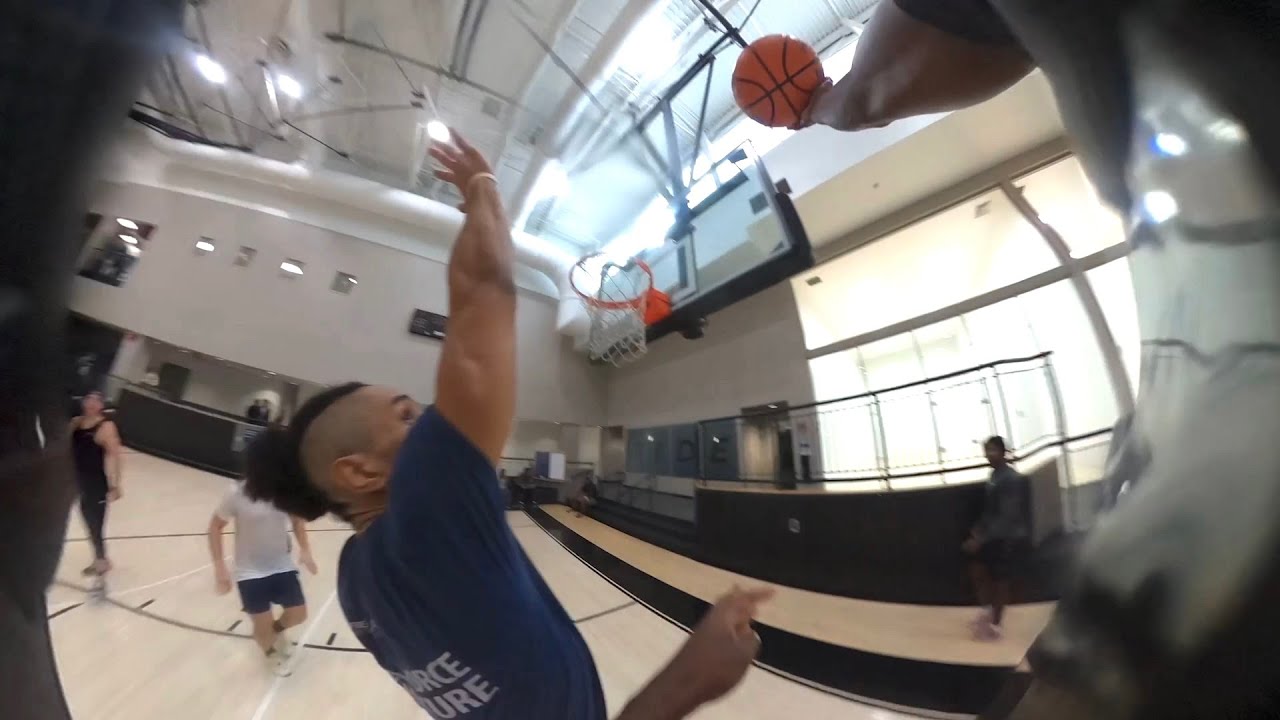 Basketball first person Christmas edition