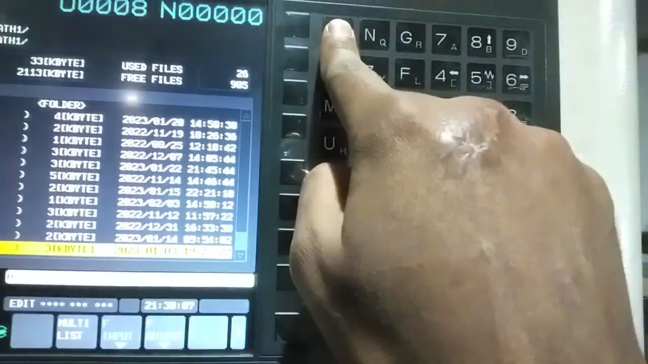 how to copy cnc program cnc machine to memory and memory to machine......#cnc program copy