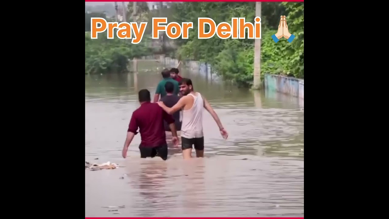 Delhi Flood 2025 #delhi #flood #2025 #yamuna #newdelhi #rescue