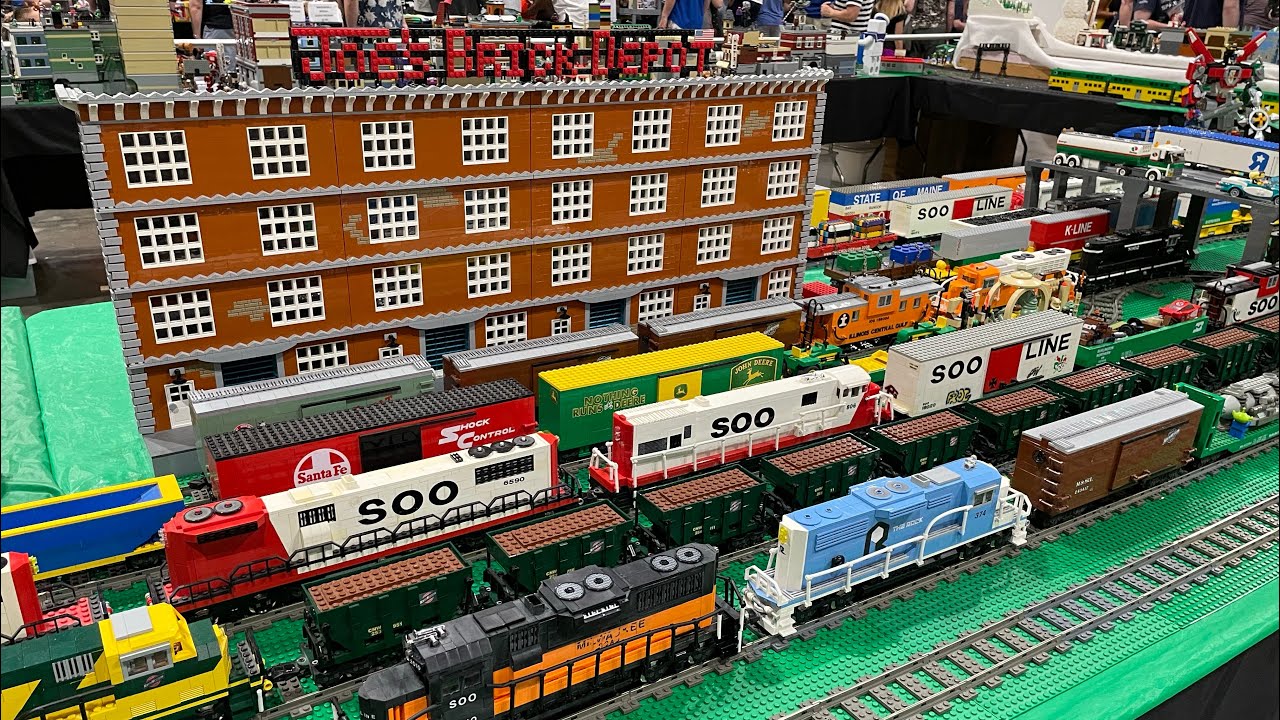 LEGO City And Train Layout By Joe&rsquo;s Brick Depot - Brickworld Chicago 2022