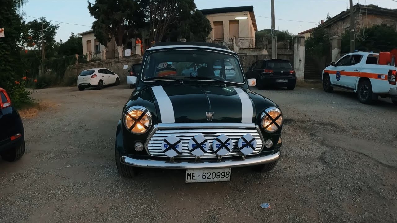 Classic mini POV - relaxing drive