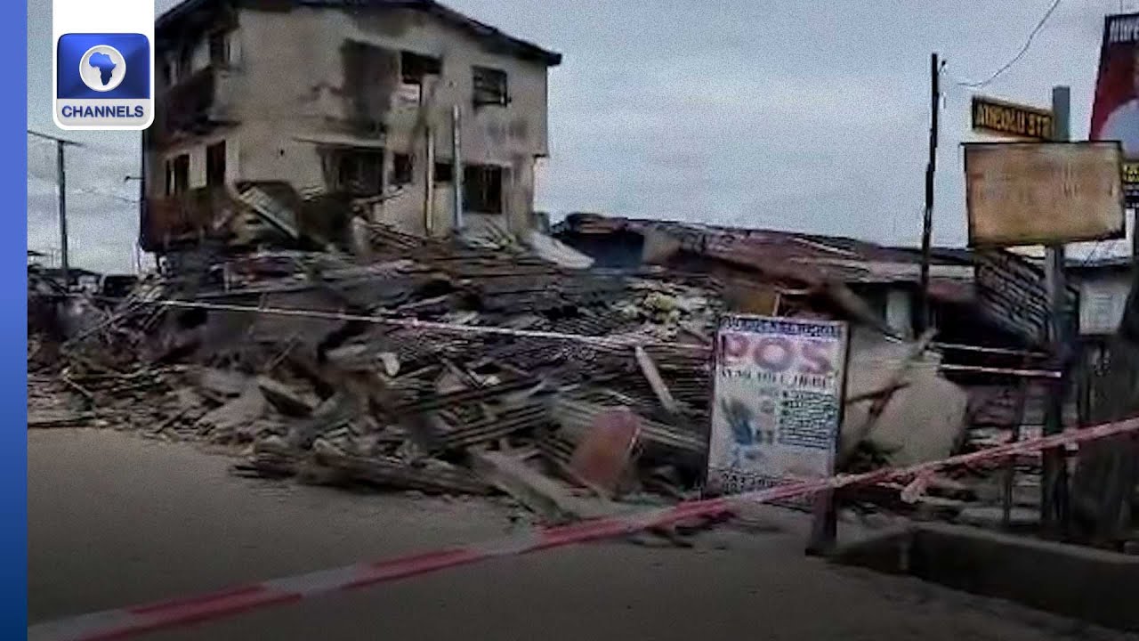 Two-Storey Building Collapses In Orile Iganmu, Lagos