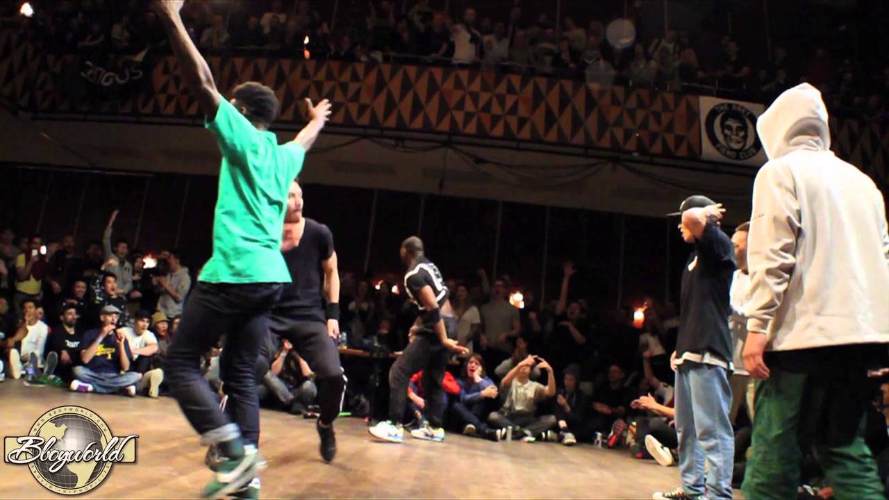 INFAMOUS VS THE FLOORRIORZ [3on3 QUARTER-FINAL] ▶ FLOOR WARS 2016 ◀ ⓒ .BBoy World | Denmark