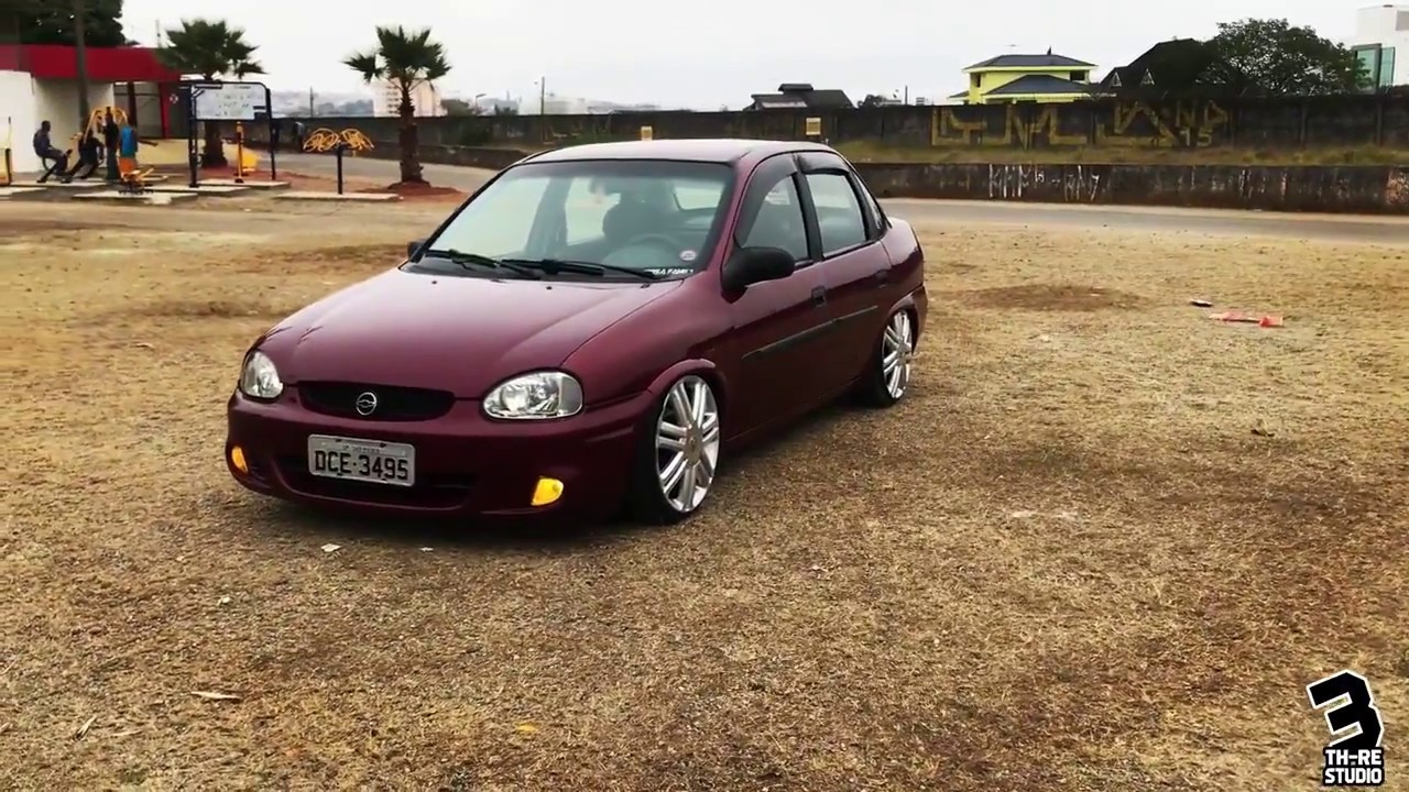Corsa Sedan aro 17 FIXA