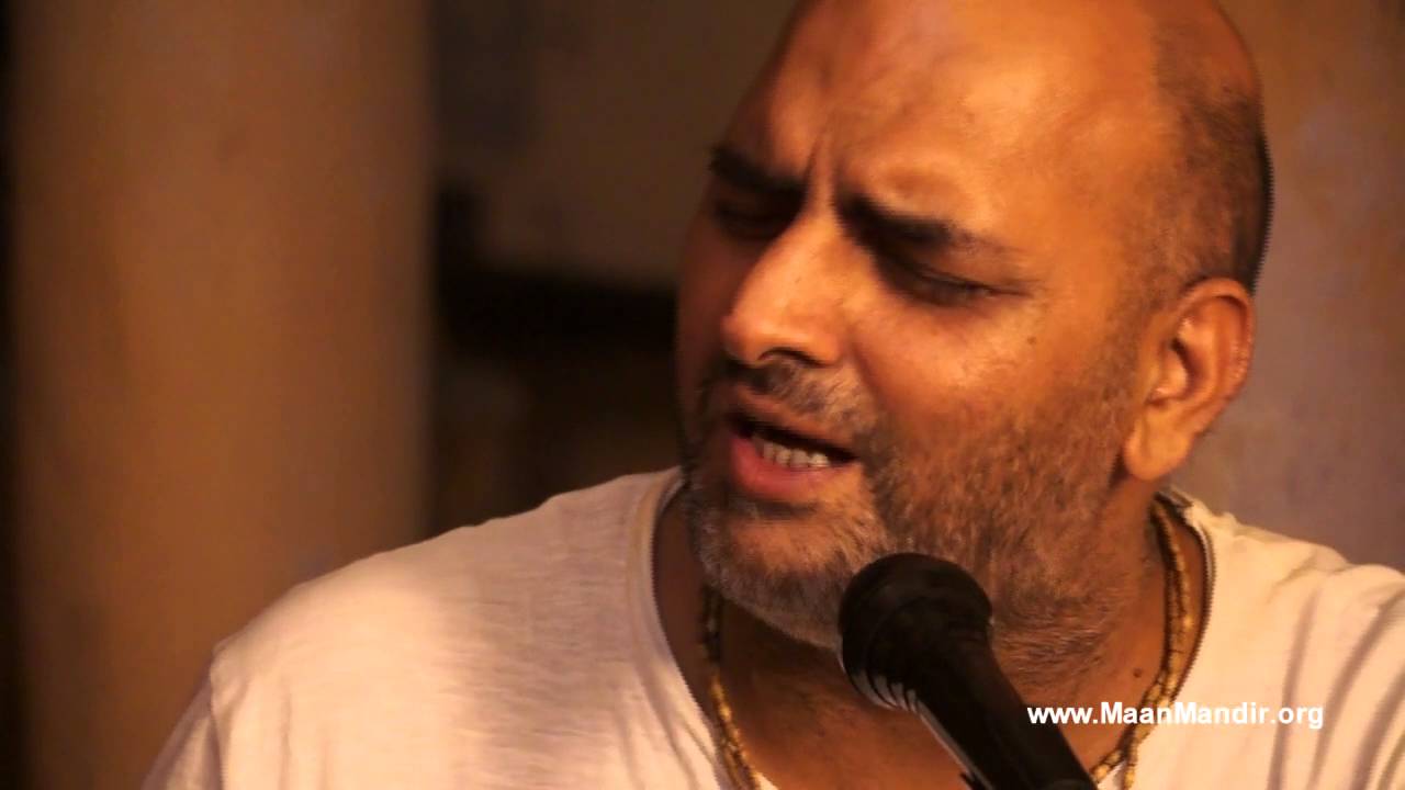 Navratri Yugal Mantra SanKitan (Maanpur) 2016-04-11 by Brajraj Baba Maanmandir (Sweet collection)
