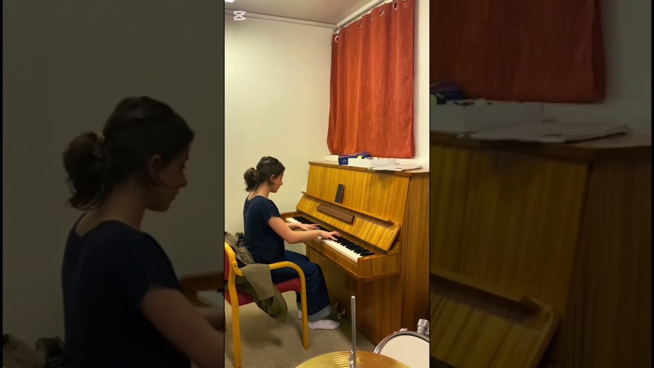 Maple Leaf Rag on a A HAUNTED piano😢 