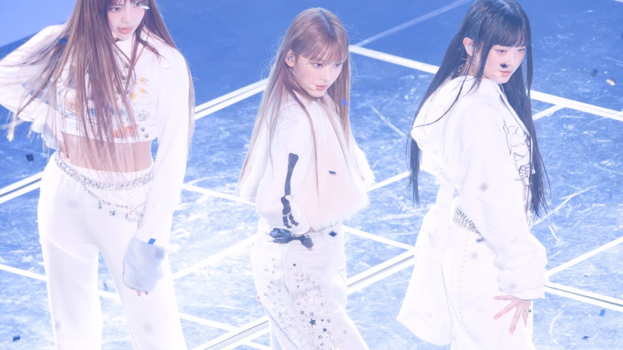 221216 해린 HAERIN 뉴진스 New Jeans 'Attention+Hype Boy' 4K 60P 직캠 @KBS 가요대축제 by DaftTaengk